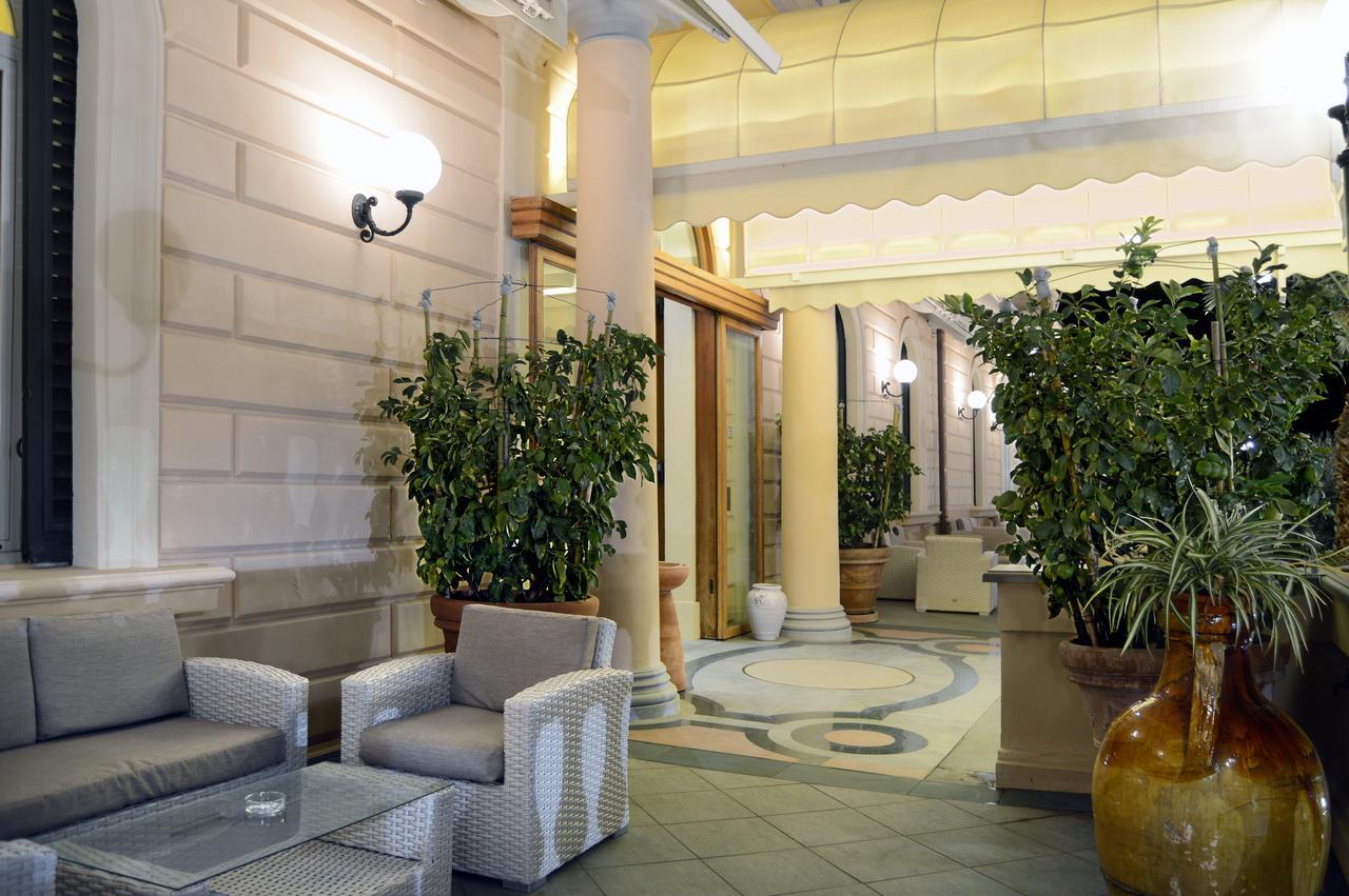 Grand Hotel Vittoria モンテカティーニ・テルメ エクステリア 写真