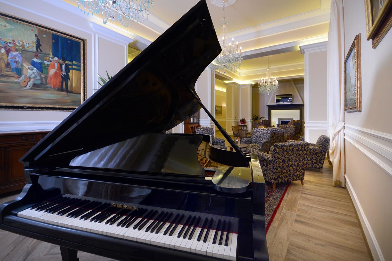 Grand Hotel Vittoria モンテカティーニ・テルメ エクステリア 写真